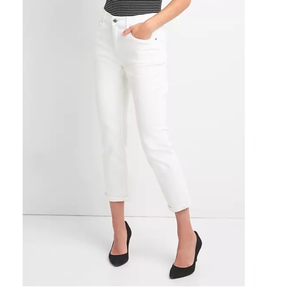 GAP Denim - NWT Gap Mid Rise Best Girlfriend Jeans 33 v563